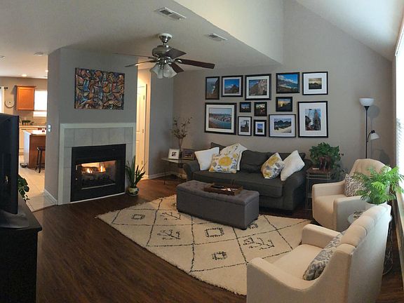 2nd image of 4006 Sweetwater Dr