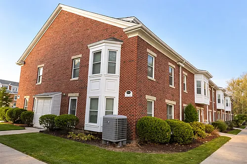 154 Quincy Shore Dr #36 Photo 1