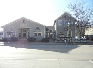 217 W Main St, Cambridge, WI 53523