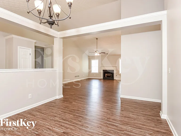 42 Kades Cove Dr — Photo 4