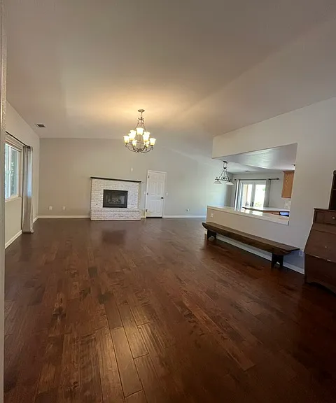 13900 Los Altos Rd — Photo 4