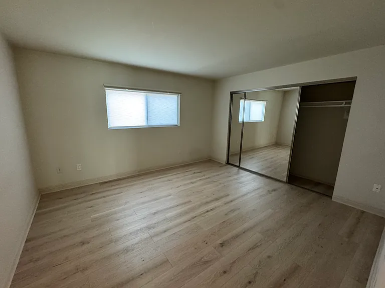 2250 S Beverly Glen Blvd #102 — Photo 9