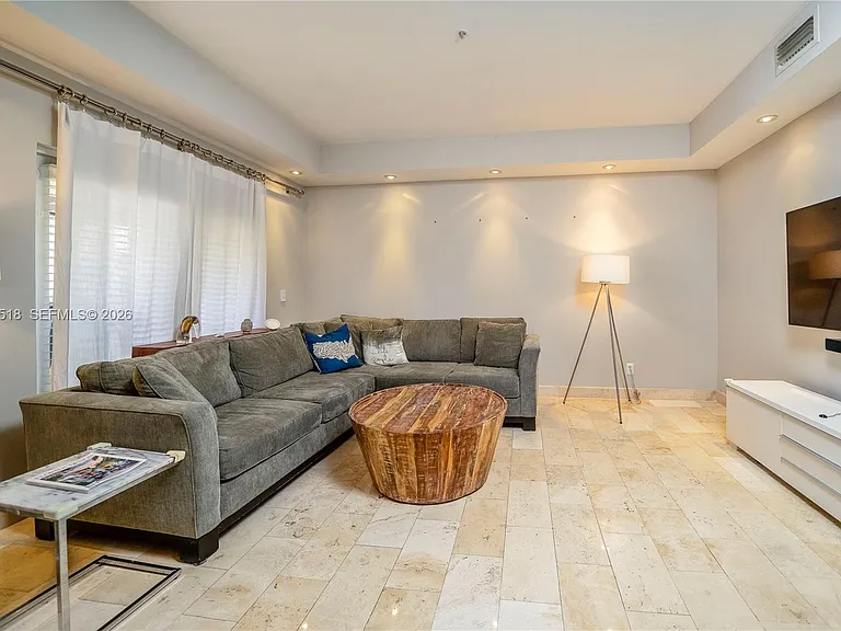 1413 Sunset Harbour Dr #209 — Photo 7