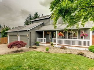 9 NE Greenway Dr, Gresham, OR 97030