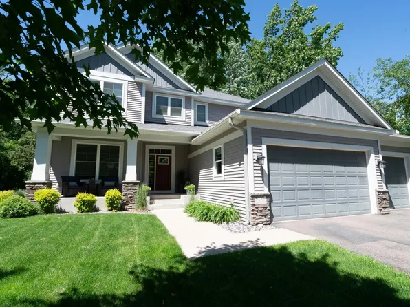 1870 16th St NW, New Brighton, MN 55112