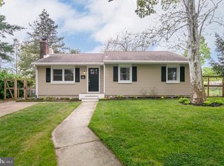 208 SW Atlantic Ave, Magnolia, NJ 08049