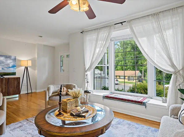 6365 Columbia Pike #Id1395375p, Falls Church, VA 22041