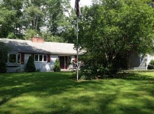 5689 Market St, Russell, PA 16345