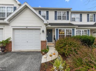168 Waterford Ln, Reading, PA 19606