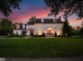 757 Bowman Ln, Moorestown, NJ 08057