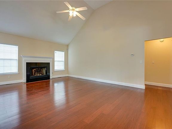 4th image of 4280 Singletree Dr