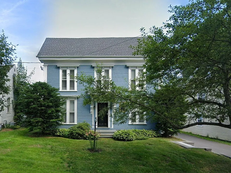 23 Mechanic St #1