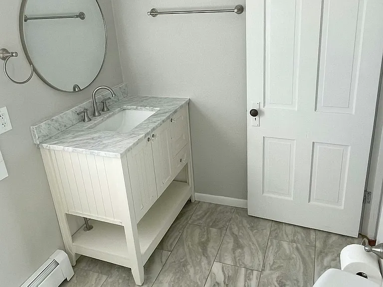 Bathroom 2 - Upstairs