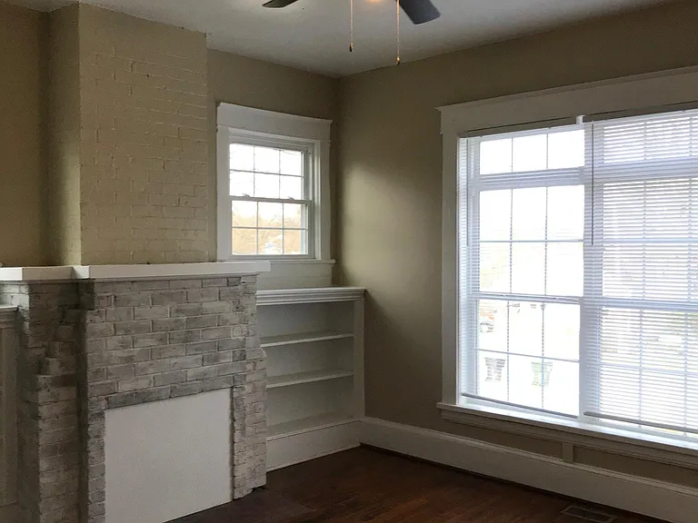 1219 Grace Ave #2 — Photo 3
