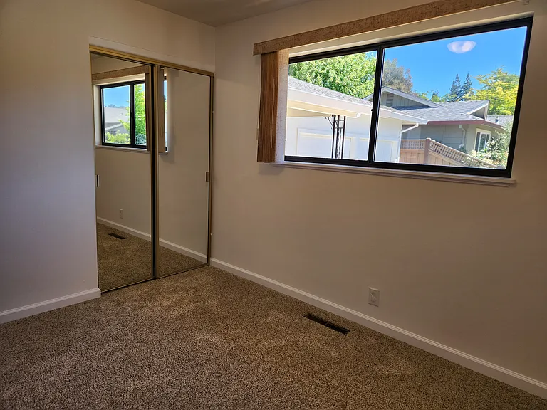 2220 Sartori Dr — Photo 20