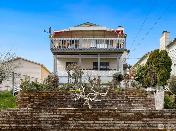 5233 33rd Avenue S, Seattle, WA 98118