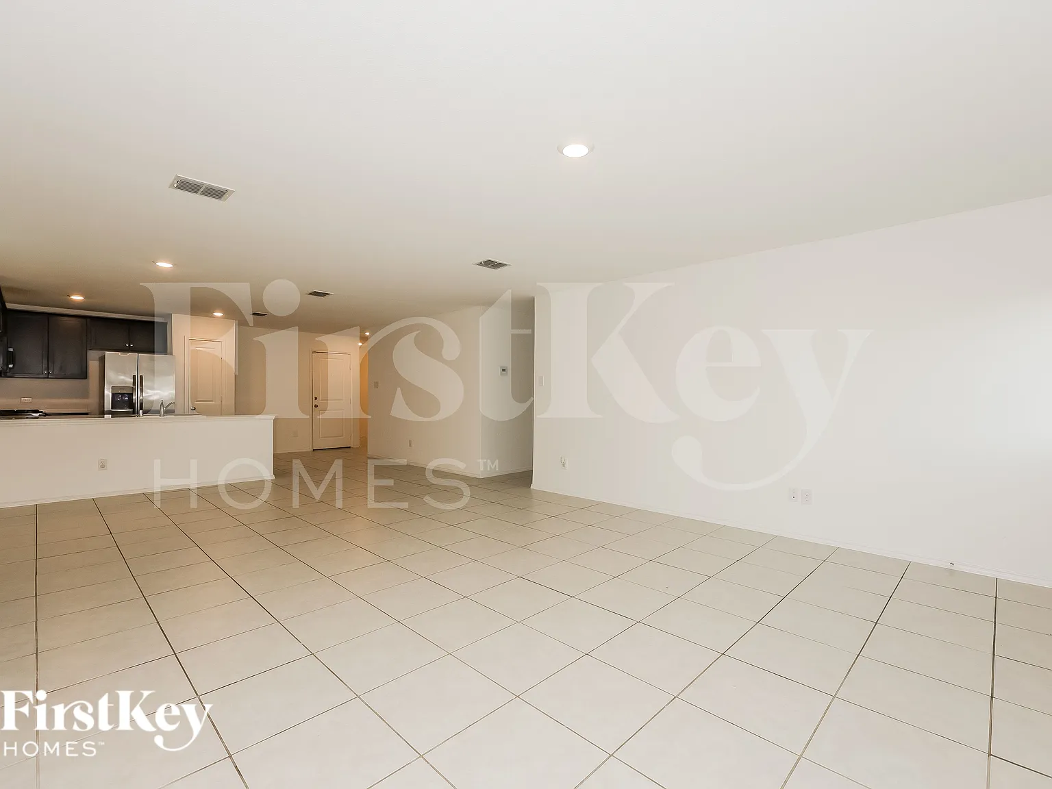 3 bed, 2.0 bath, 1603 sqft, $1,935 — Photo 3