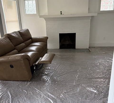 3rd image of 1561 W Grand Blvd #1
