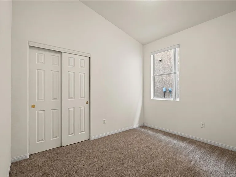 9618 Rolling Thunder Ave — Photo 15