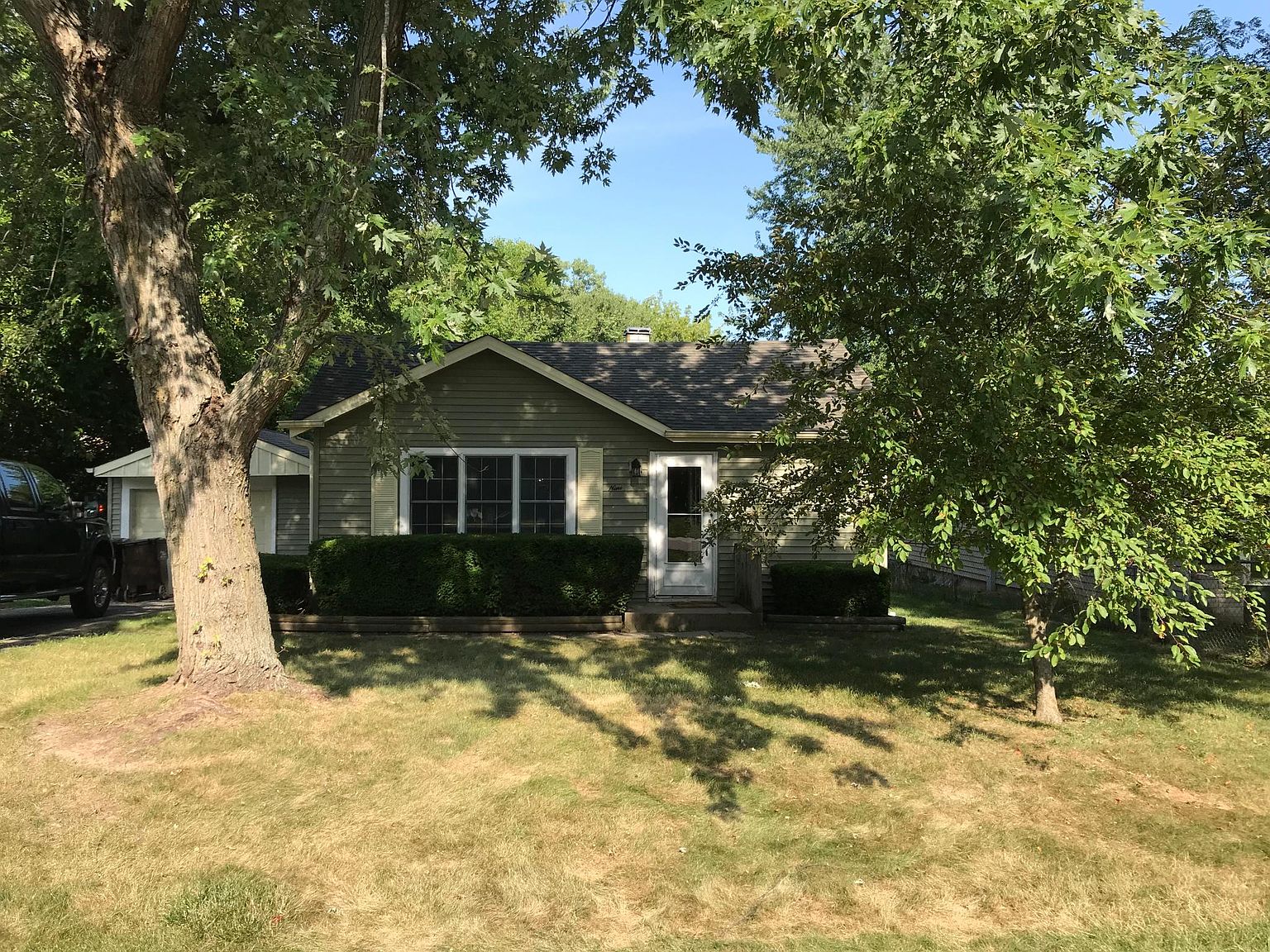 9 Lakewood Dr, Oakwood Hills, IL 60013 Zillow