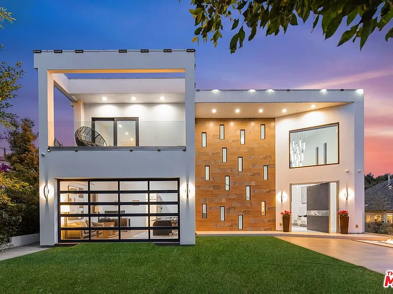 12443 W Sunset Blvd — Photo 1