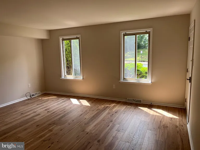 116 Rue Charmille Rd — Photo 2
