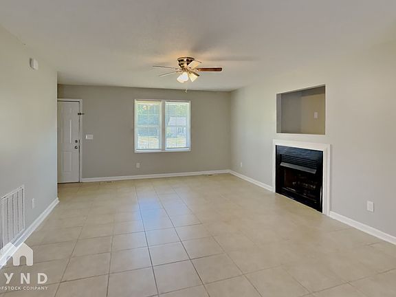 5th image of 32 Winesap Ln