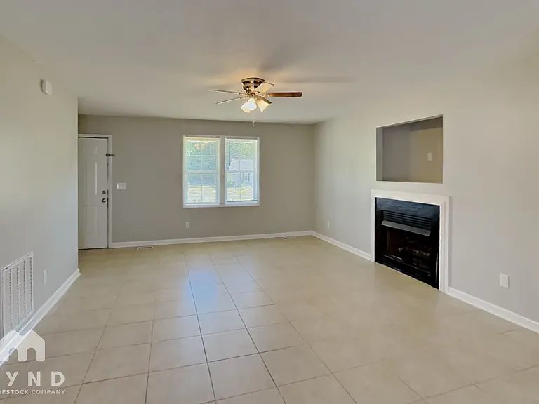 32 Winesap Ln — Photo 2