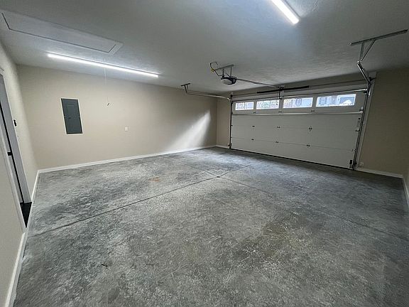 4th image of 795 Pebblecreek Dr