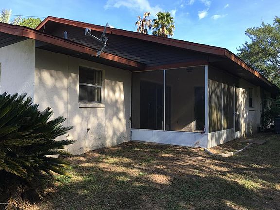 3rd image of 5385 SW 196th Ave #5385