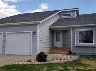 721 11th Ave SW, Jamestown, ND 58401