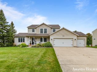 3223 Jamesfield Dr, Hudsonville, MI 49426
