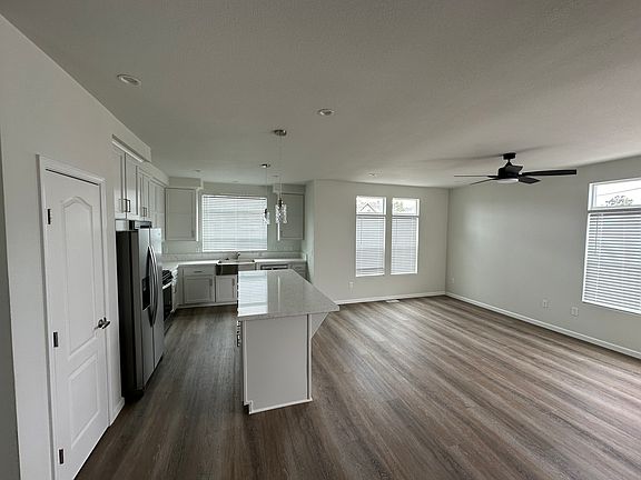 5th image of 14352 Beach Blvd #81