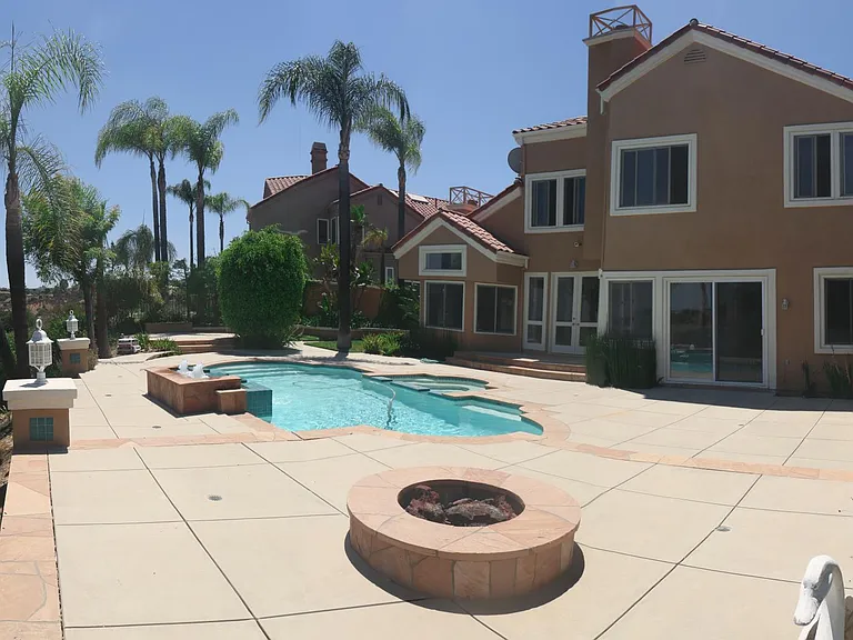 24825 Alexandra Ct — Photo 24