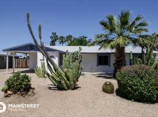 2210 E Claire Dr, Phoenix, AZ 85022