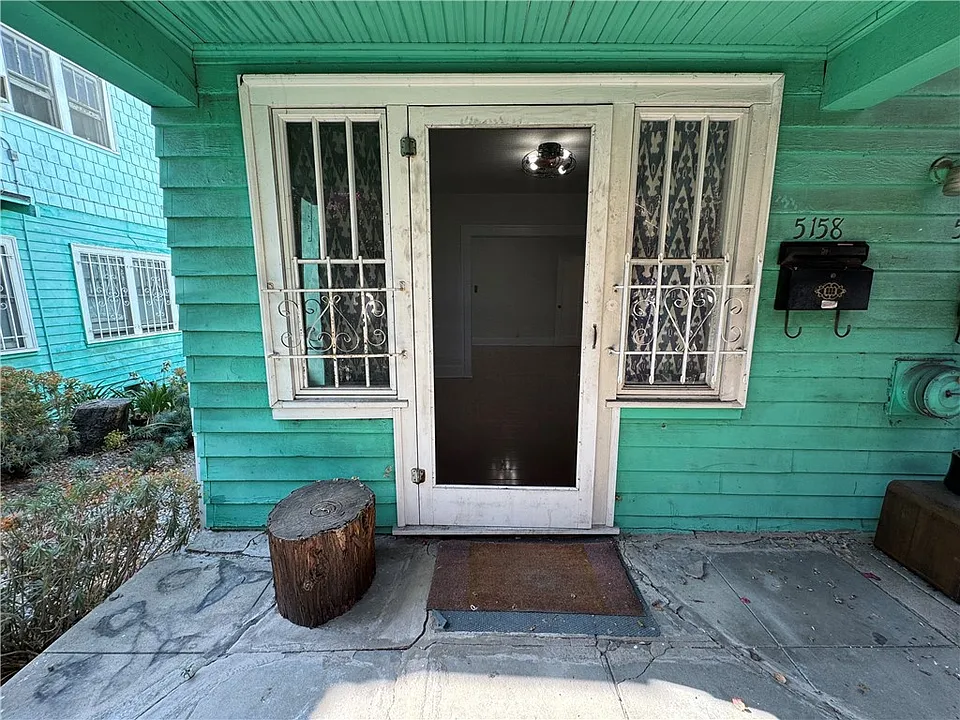 5158 Franklin Ave