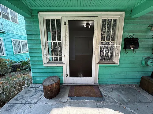 5158 Franklin Ave Photo 1