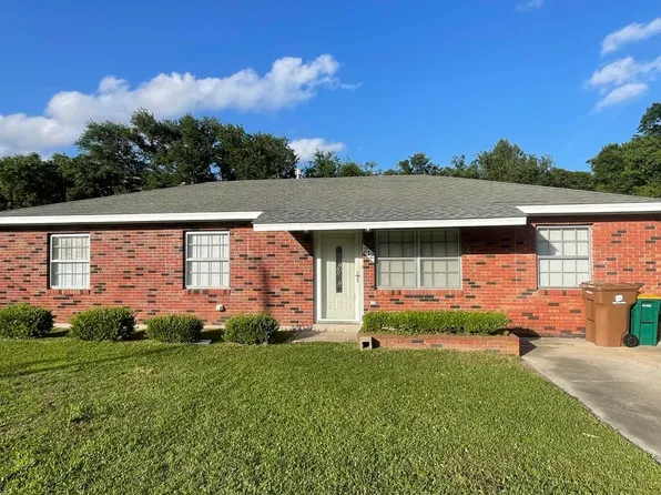 212 Charles Ave, Long Beach, MS 39560