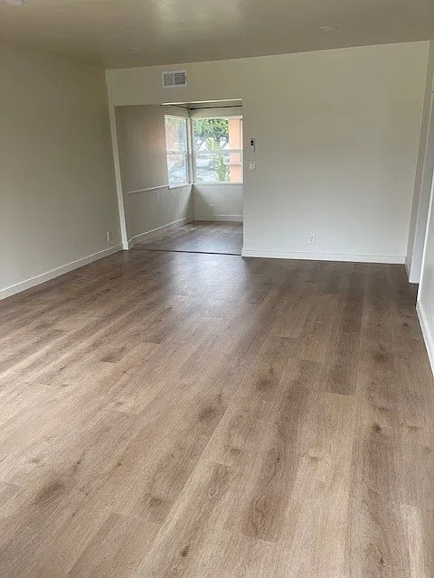 2 bed, 800 sqft, $2,500 — Photo 4