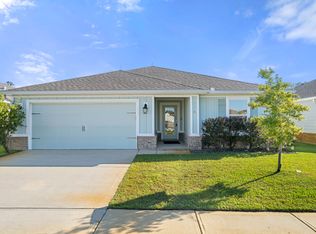 116 Cool Breeze Loop, Freeport, FL 32439