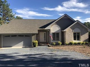 126 E Shenandoah Rd, West End, NC 27376