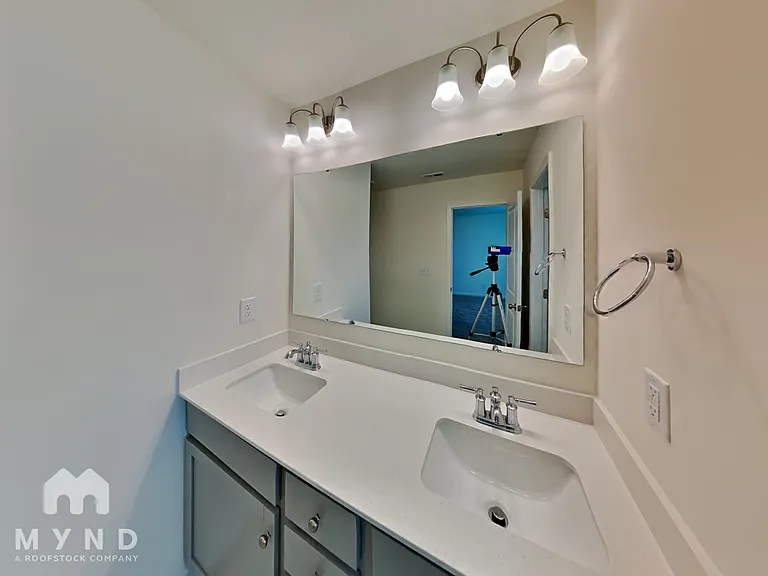 5213 Maynard Hill Dr — Photo 12