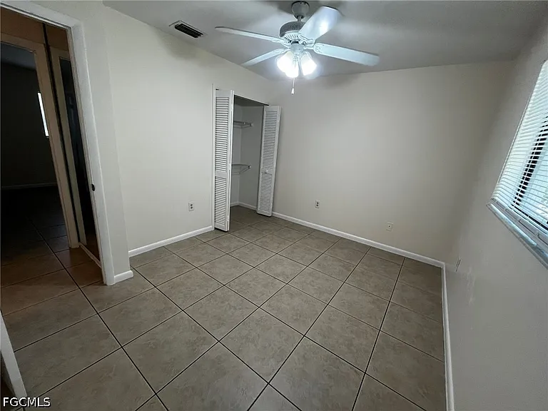 919 SE 8th Ter #7 — Photo 13