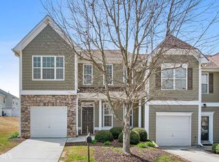 6612 Splashwater Dr, Flowery Branch, GA 30542