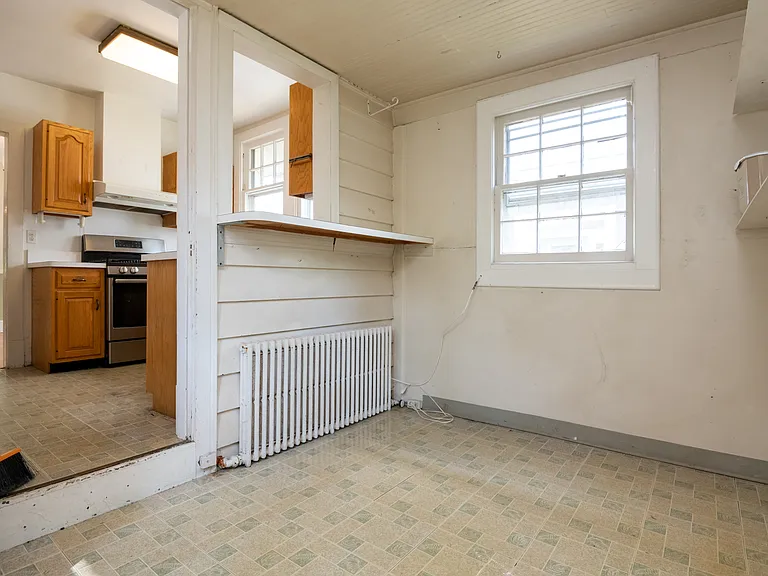 931 N Edgewood St — Photo 11