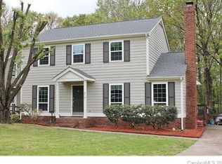 8701 Golf Ridge Dr, Charlotte, NC 28277