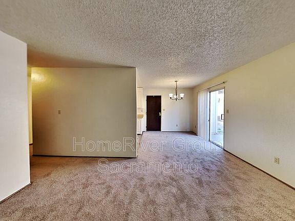4th image of 5912 Pecan Ave