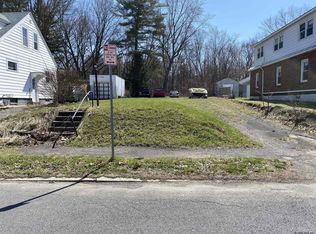 2022 Lenox Rd, Schenectady, NY 12308