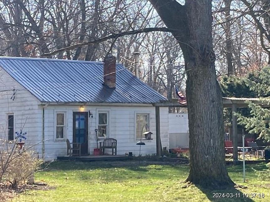 71263 State Line Rd, Edwardsburg, MI 49112 Zillow