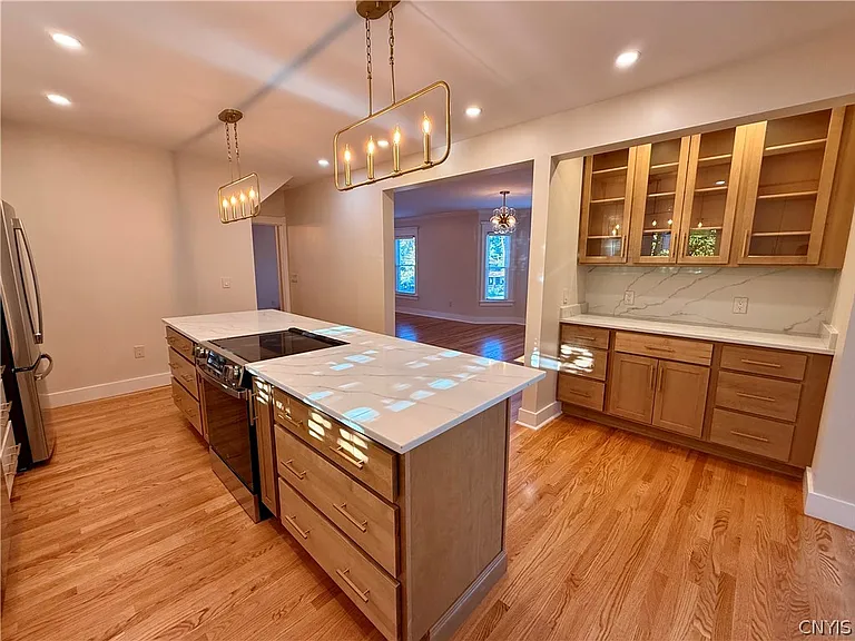 11 Sanger Ave — Photo 19